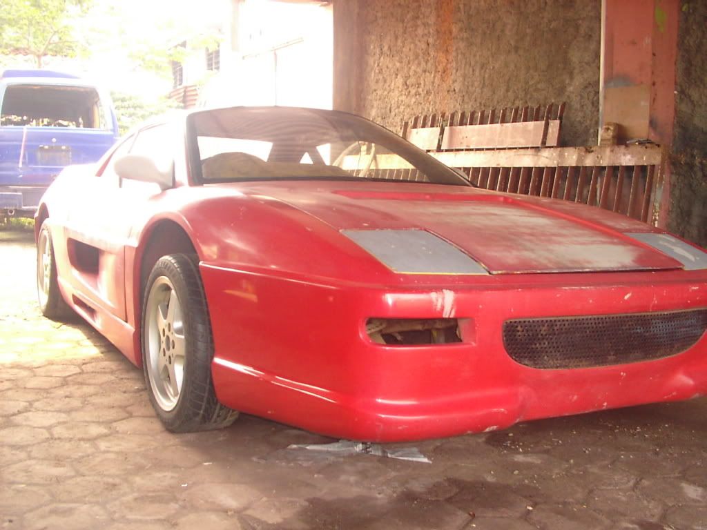 Ferrari Berlinetta Replica Bahan
