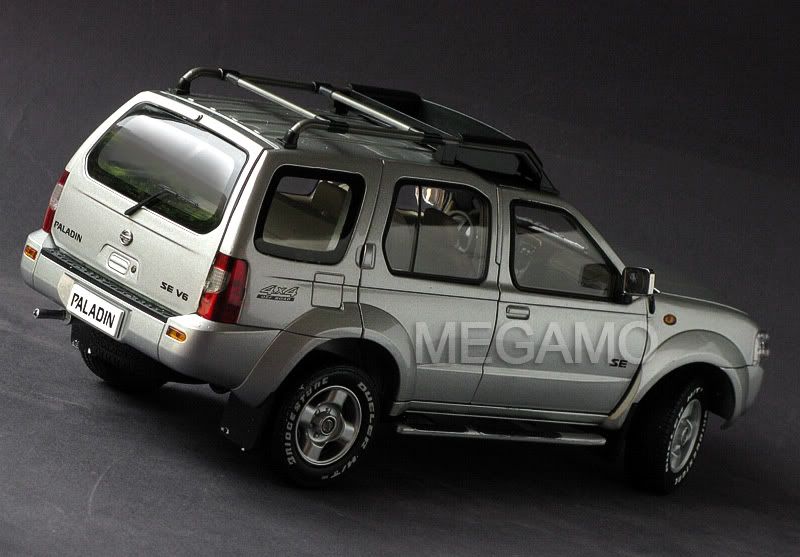 Nissan suv paladin #2