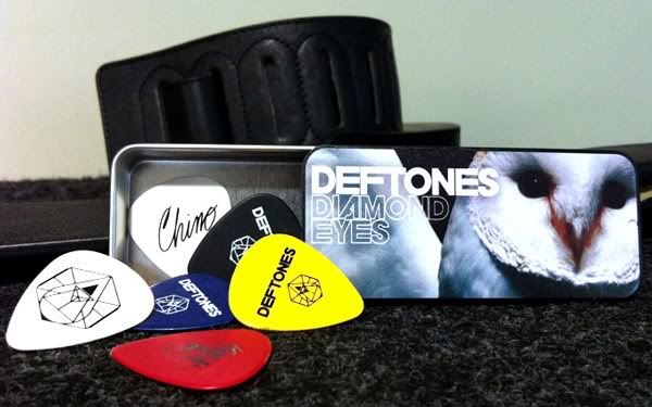 Назови любимую песню Deftones и получи возможность выиграть медиатор Diamond Eyes