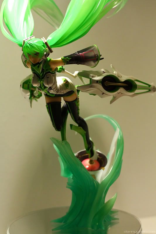 Forum Image: http://i398.photobucket.com/albums/pp69/gundamjo/200907_vn02_miku3.jpg