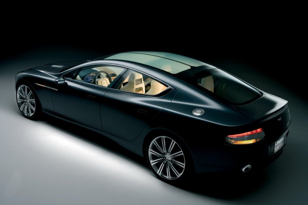 Aston-Martin-Rapide-12.jpg