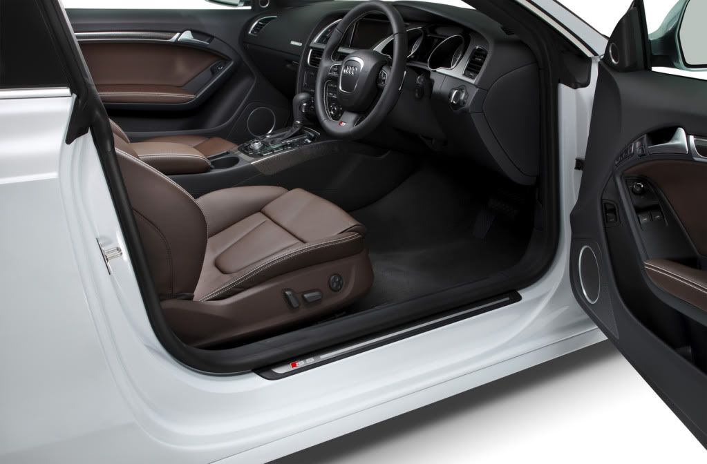 Audi-S5-Coupe-Exclusive-1.jpg
