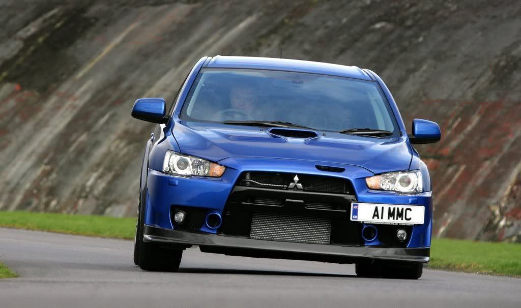 Mitsubishi-Lancer-EVO-X-FQ-400-4.jpg