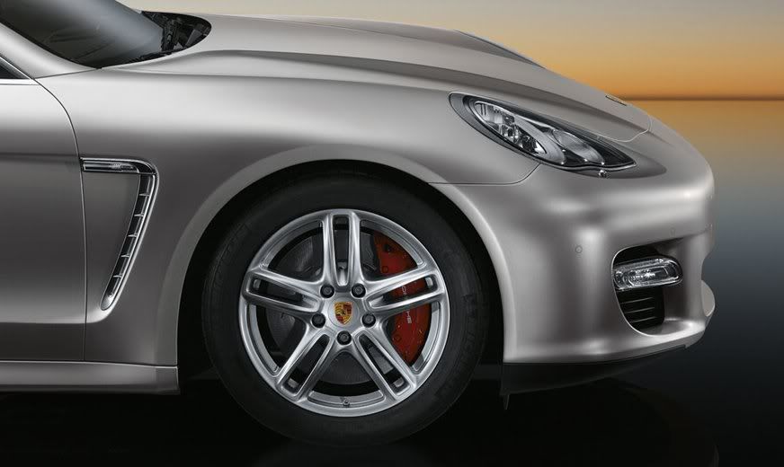 Porsche-Panamera-16.jpg