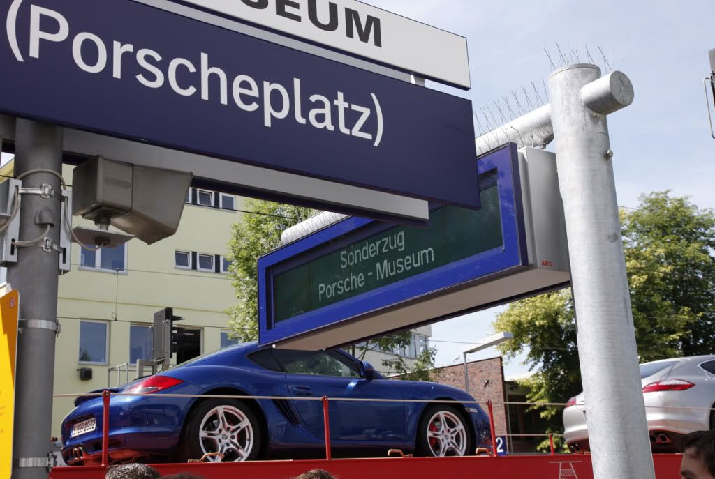 Porsche-Train-Station-1.jpg