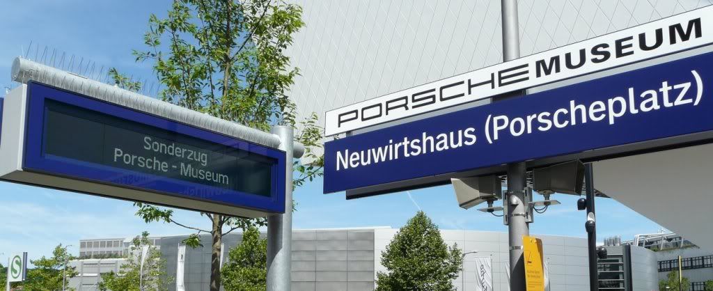 Porsche-Train-Station-4.jpg