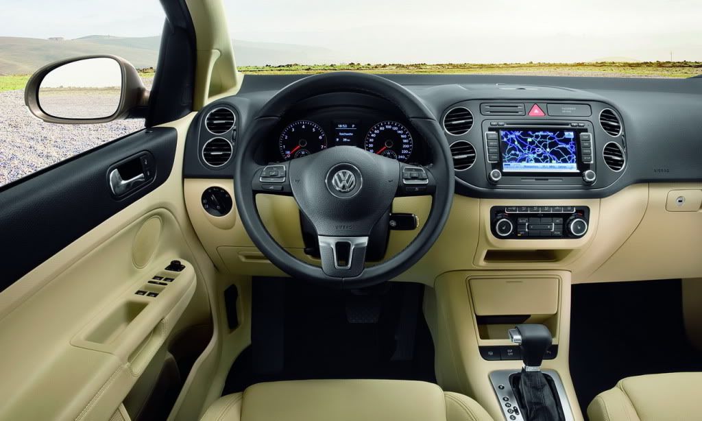 VW-Golf-Plus-13.jpg