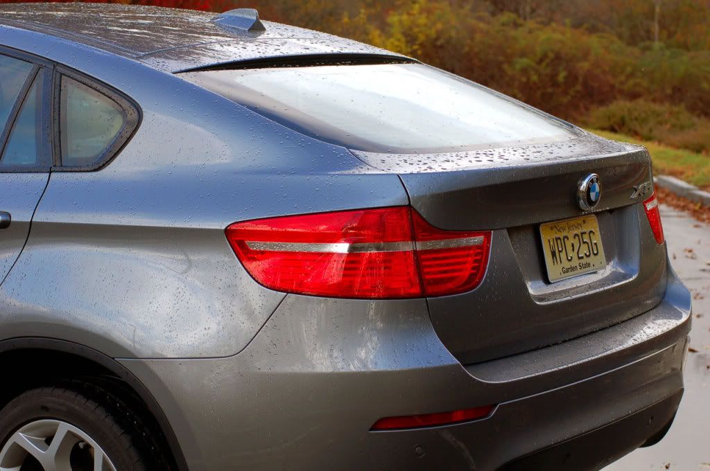 bmw_x6-15.jpg