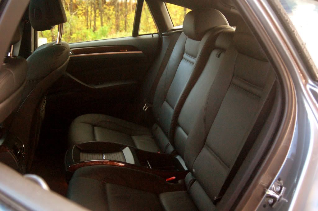 bmw_x6-22.jpg