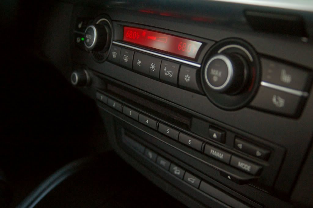 bmw_x6-30.jpg