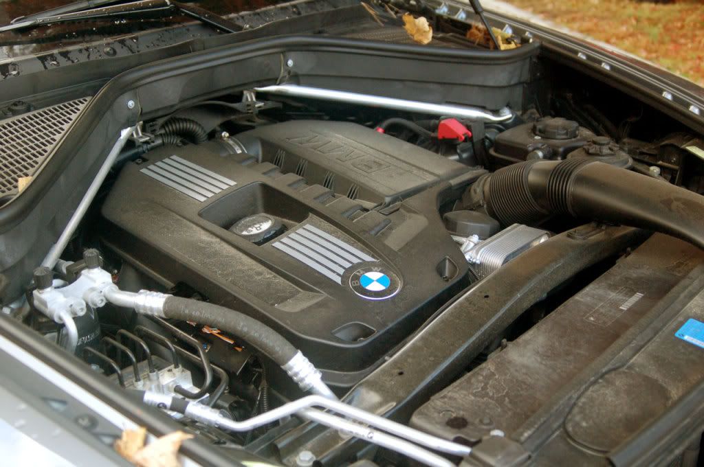 bmw_x6-38.jpg