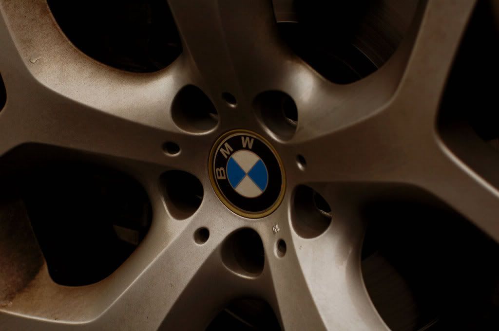 bmw_x6-9.jpg