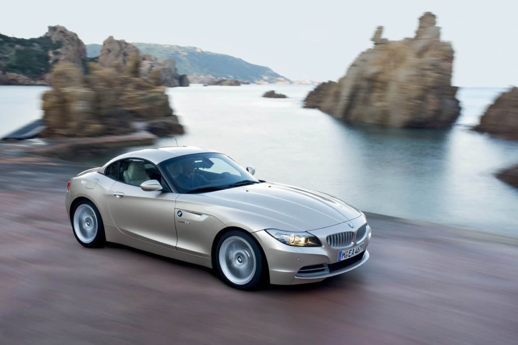 2010_z4_hi_32.jpg