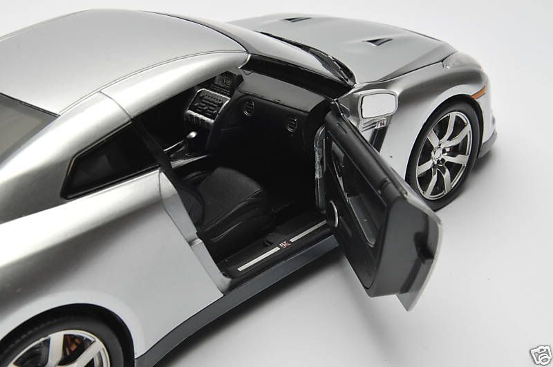 NissanGTR500GB5.jpg