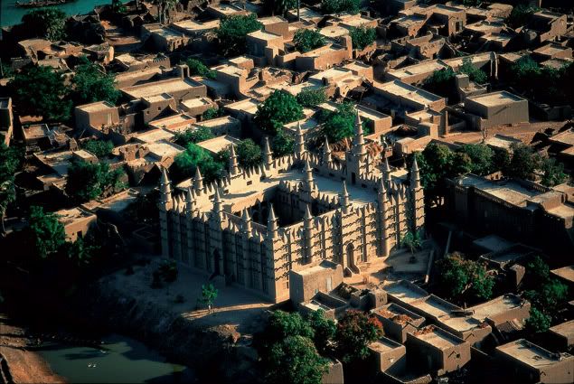 MosquduvillageKwadanslargiondeMopti.jpg