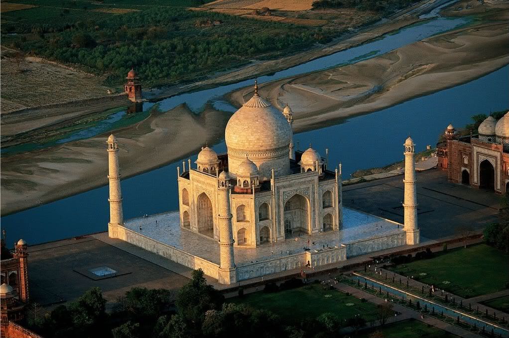 UttarPradesh03TajMahalInde-1.jpg