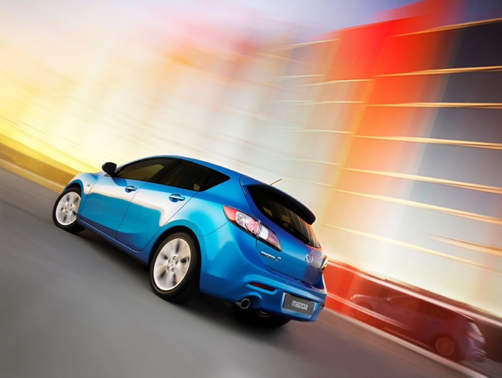 2010mazda3_hatch_hi04.jpg
