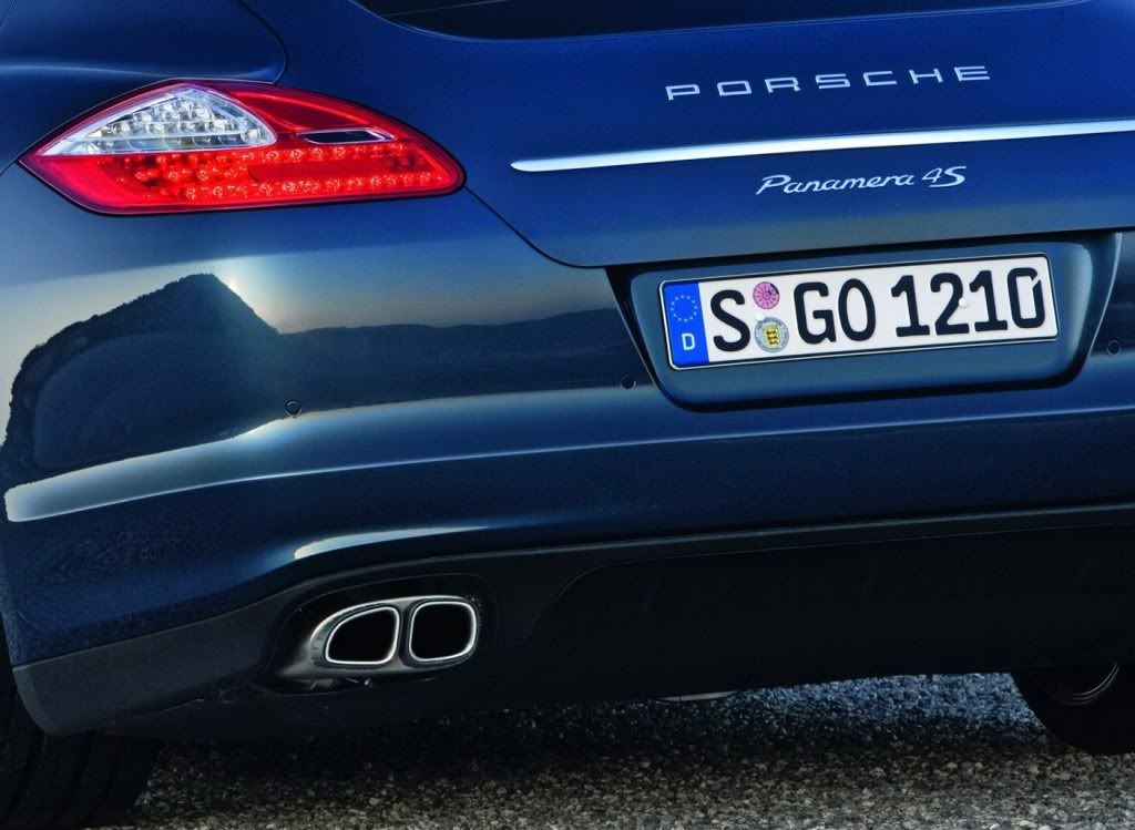 Porsche-Panamera-9.jpg