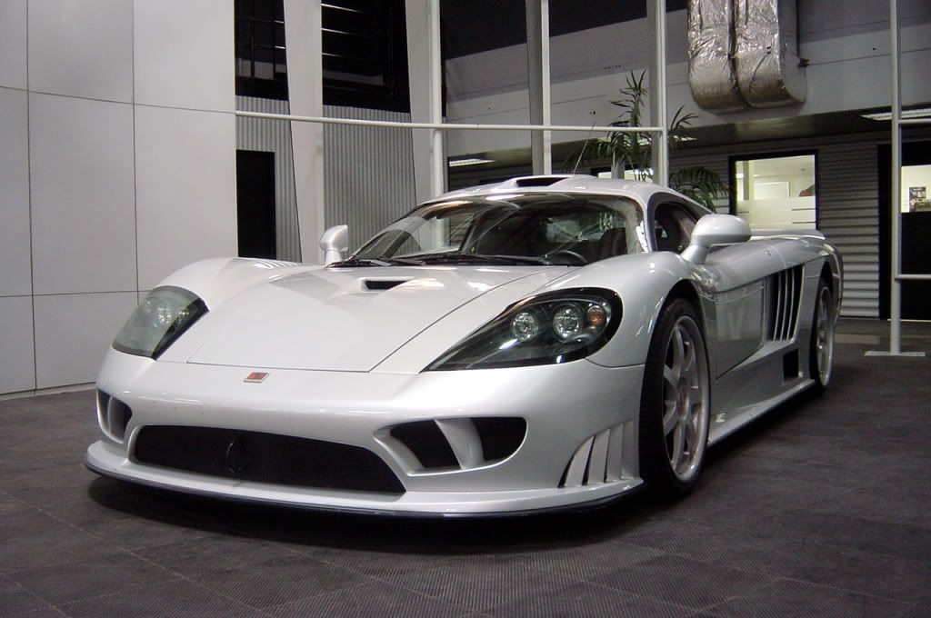 saleenassemblyplant_01.jpg