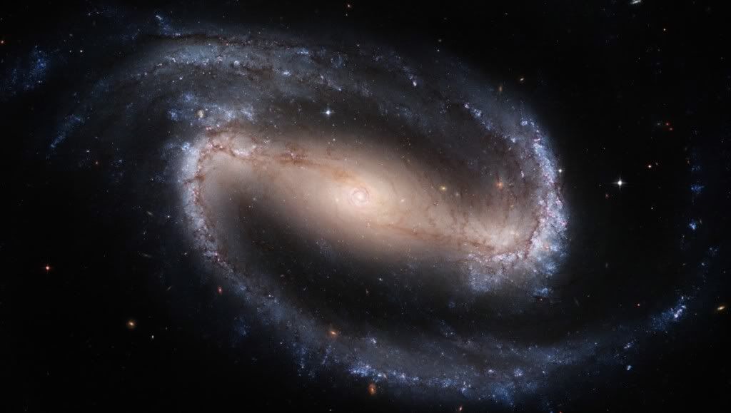 Astronomy-Galaxy-BarredSpiral-NGC13.jpg