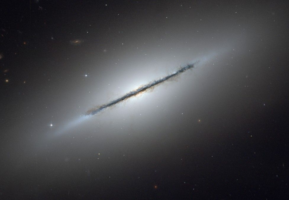 Astronomy-Galaxy-Spiral-EdgeOn-NGC5.jpg