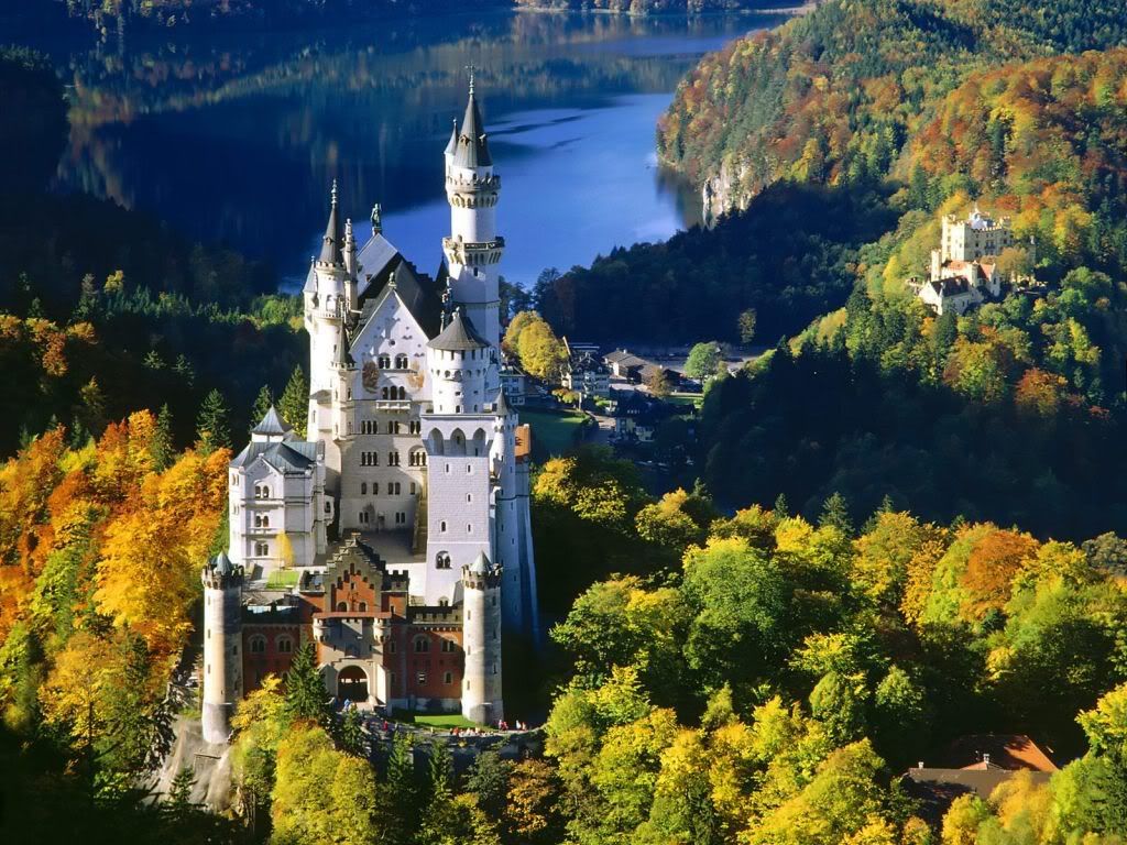 NeuschwansteinCastleBavariaGermany.jpg