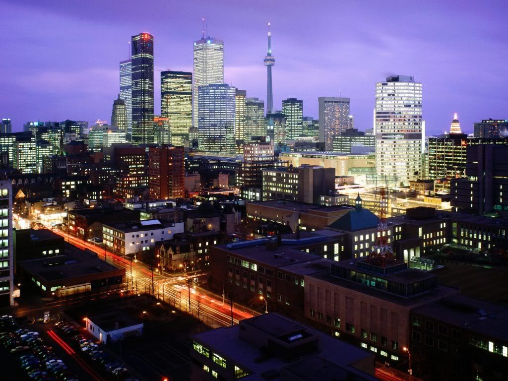 TorontoSkylineOntarioCanada.jpg