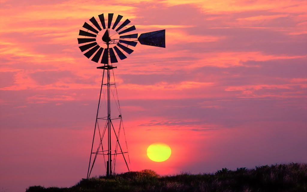 WindmillatSunsetNearColfaxWashingto.jpg