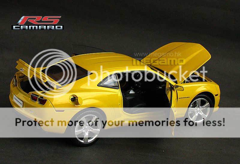 1 18 CSM Chevrolet Camaro RS Bumble Bee Yellow Dealer Ed 